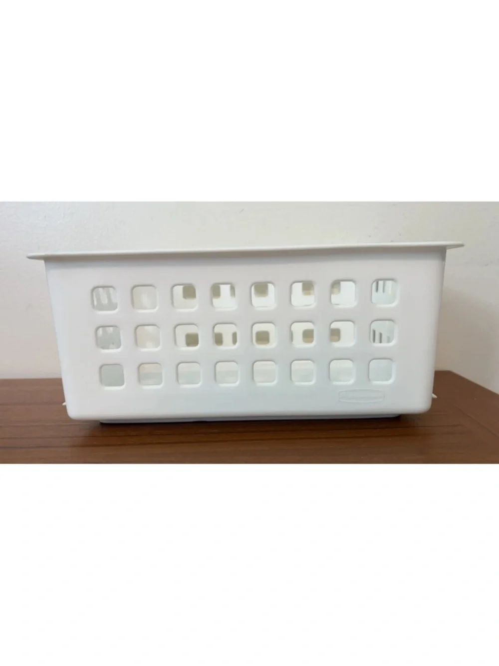 Rubbermaid Slide N Stack Bin #5581 White Storage Basket Plastic